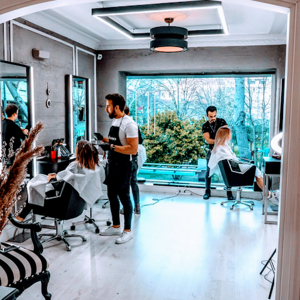 Le modern hair design