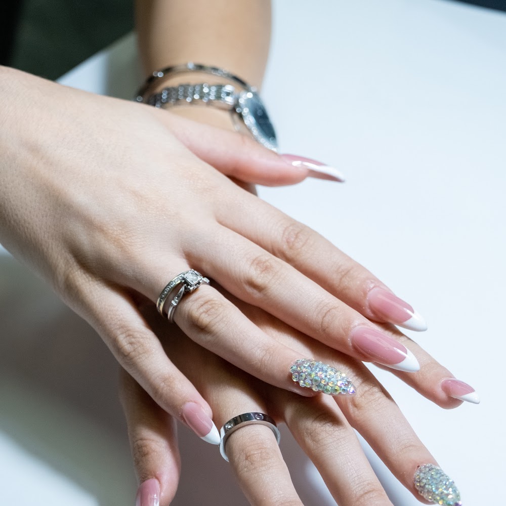 NAIL PALACE I PROTEZ TIRNAK- İPEK KİRPİK- CİLT BAKIMI - KALICI KAKYAJ - EPİLASYON - ZAYIFLAMA