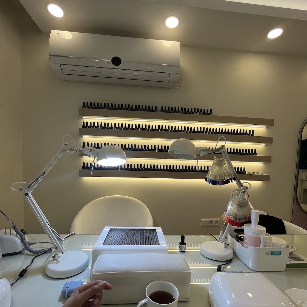 Elie Beauty Studio