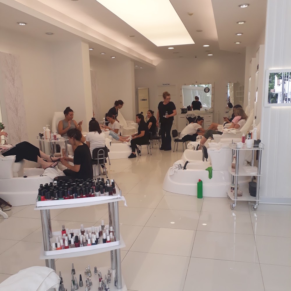 Neşe Canlı Beauty Spa