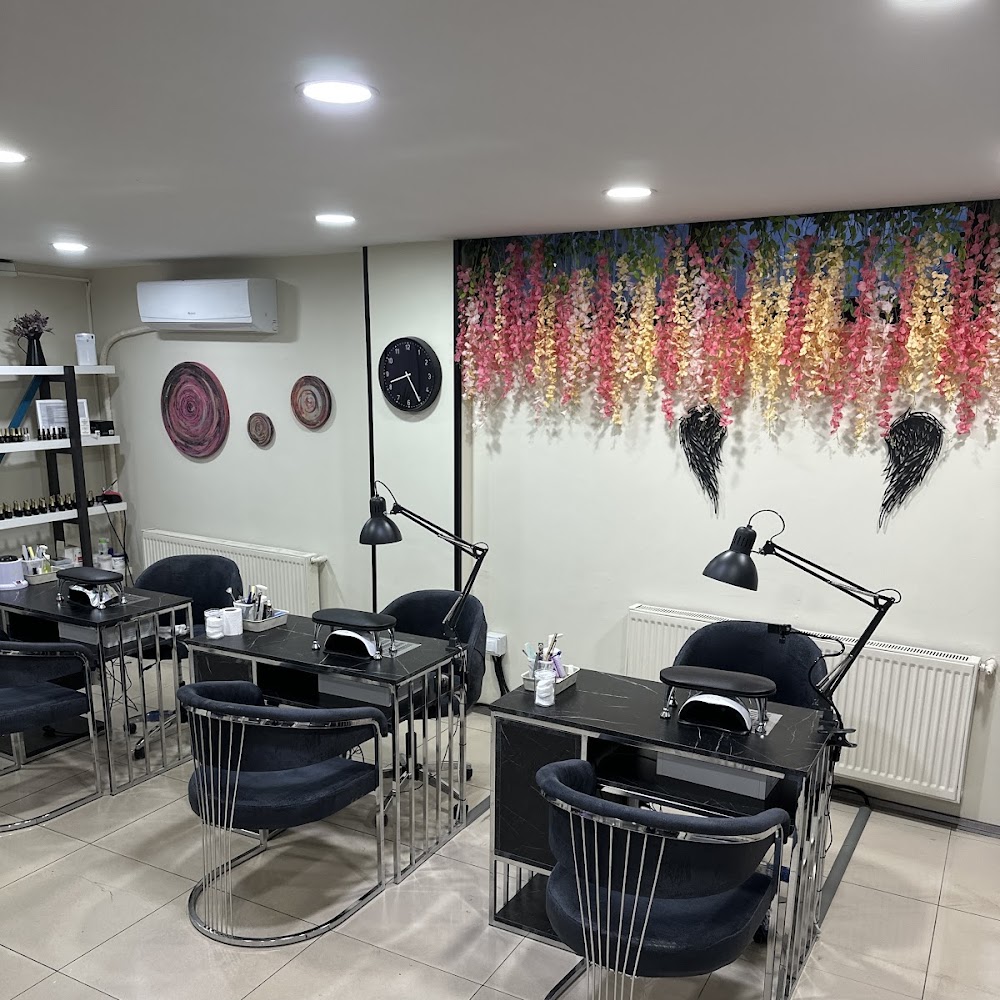 T nail bar
