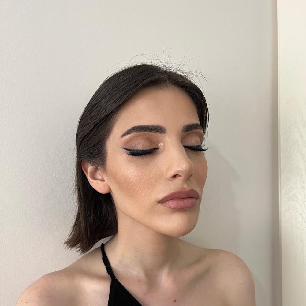 NHY Beauty - Professional Makeup Studio