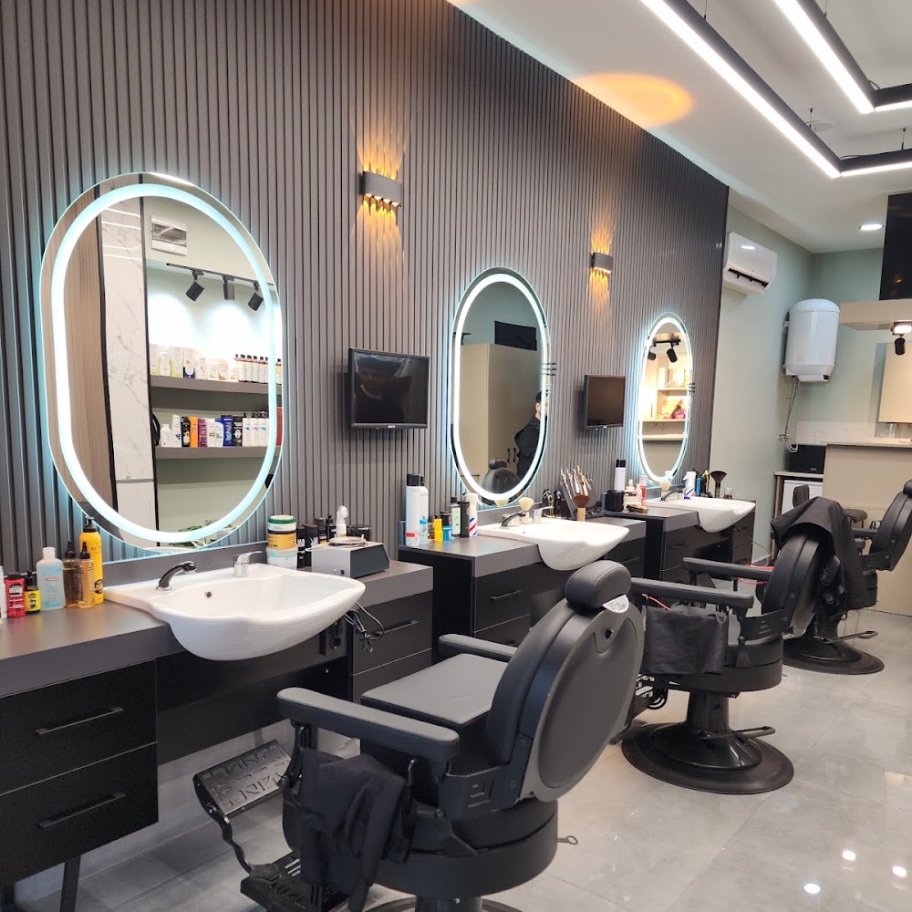BARBER CLUB