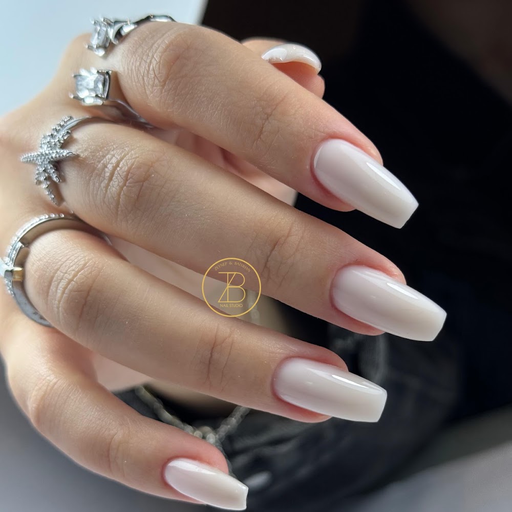 ZB Nail Studio Ataköy Protez Tırnak