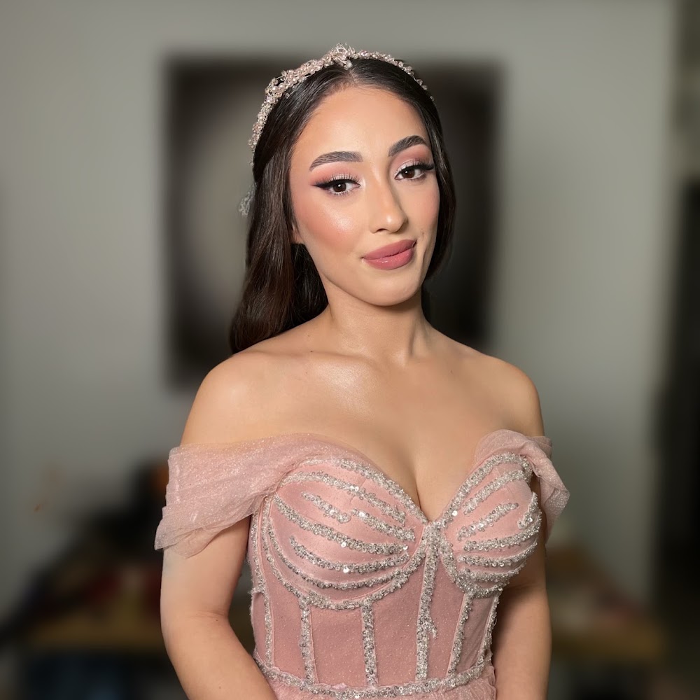 Buket ACAR Makeup Artist