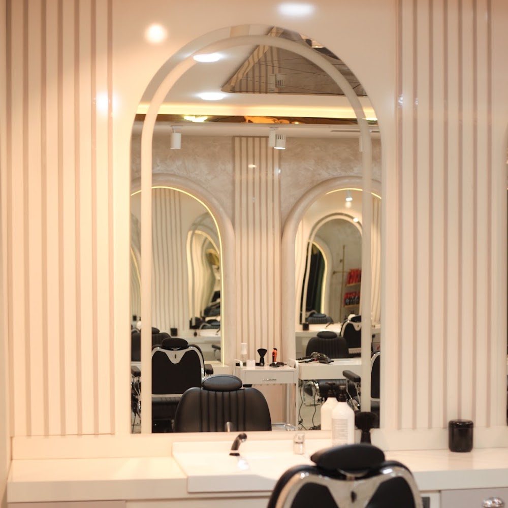 Villa Barber's & Beauty Club