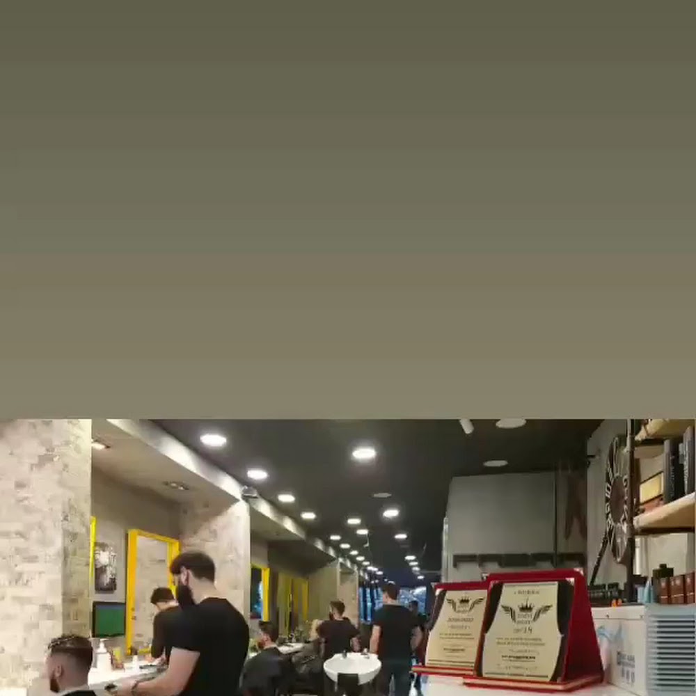 FABRA BARBERS CLUB - 3