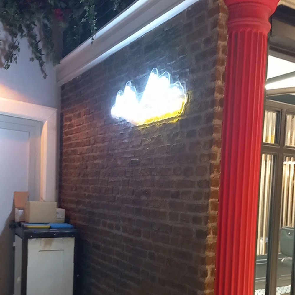Erkek ve Kadın Kuaförü Kadir Alkan Hair Artist İzmir - 3